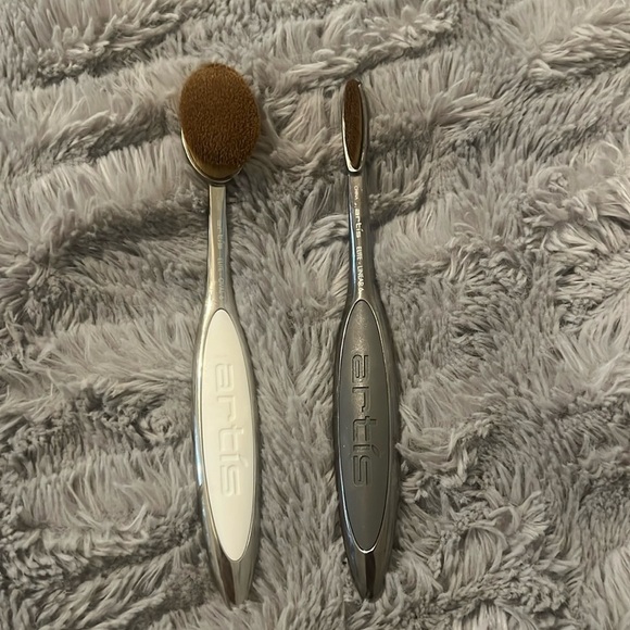 artis Accessories - Artis Brushes bundle NWOT